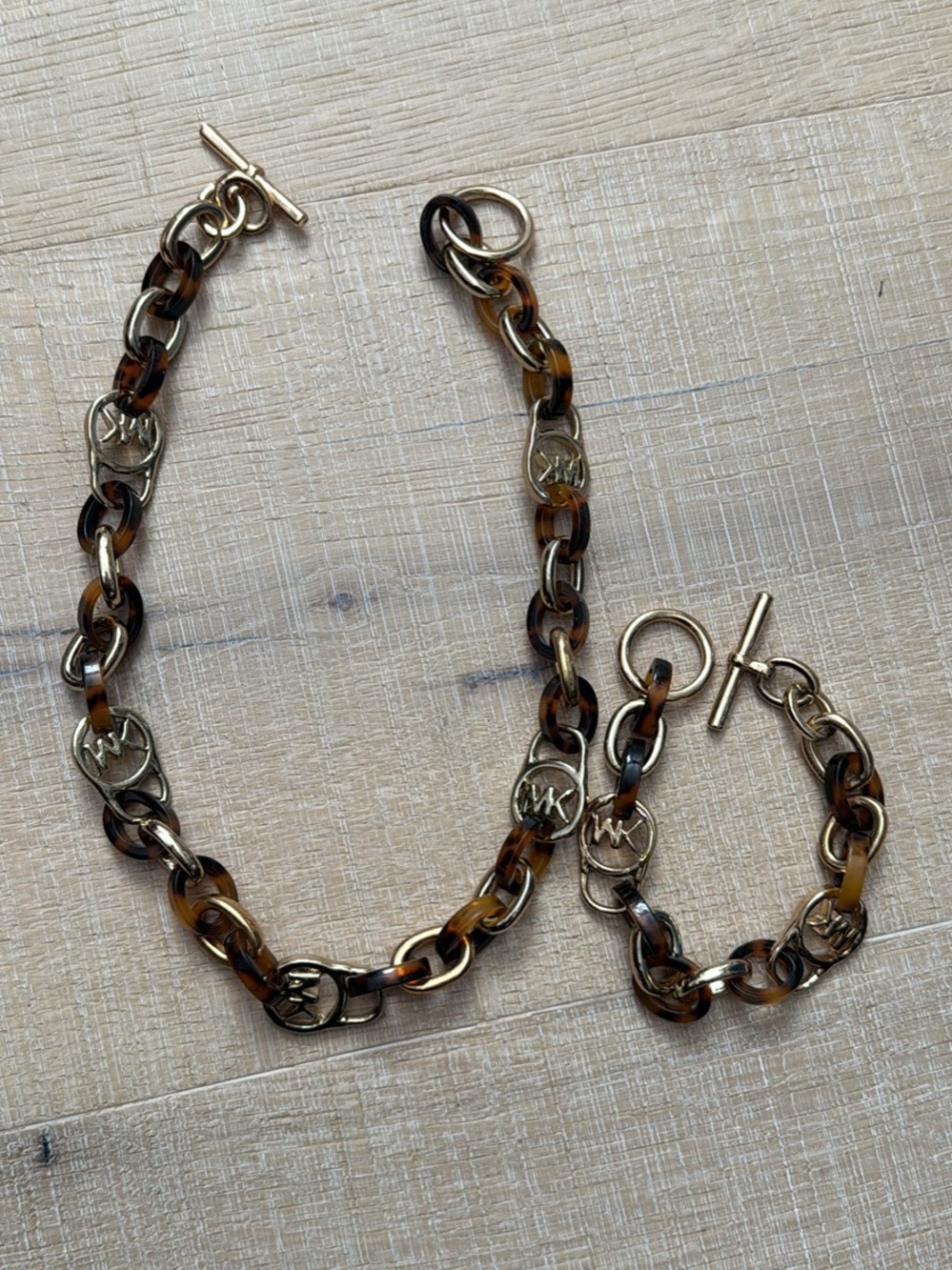 Michael Kors Tortoiseshell Link Necklace & Bracelet Set - Brown & Gold